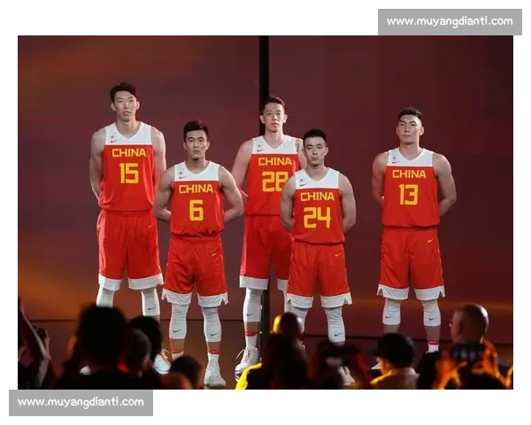 中国男篮挑战美国梦八队，展现实力与激情的国际篮球对决
